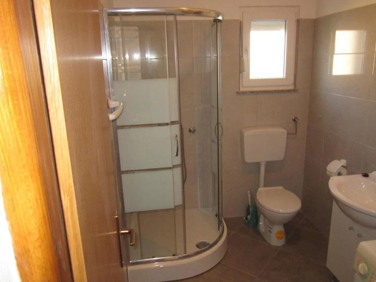 Apartment Maslenica 6573D Jasenice  Croatia