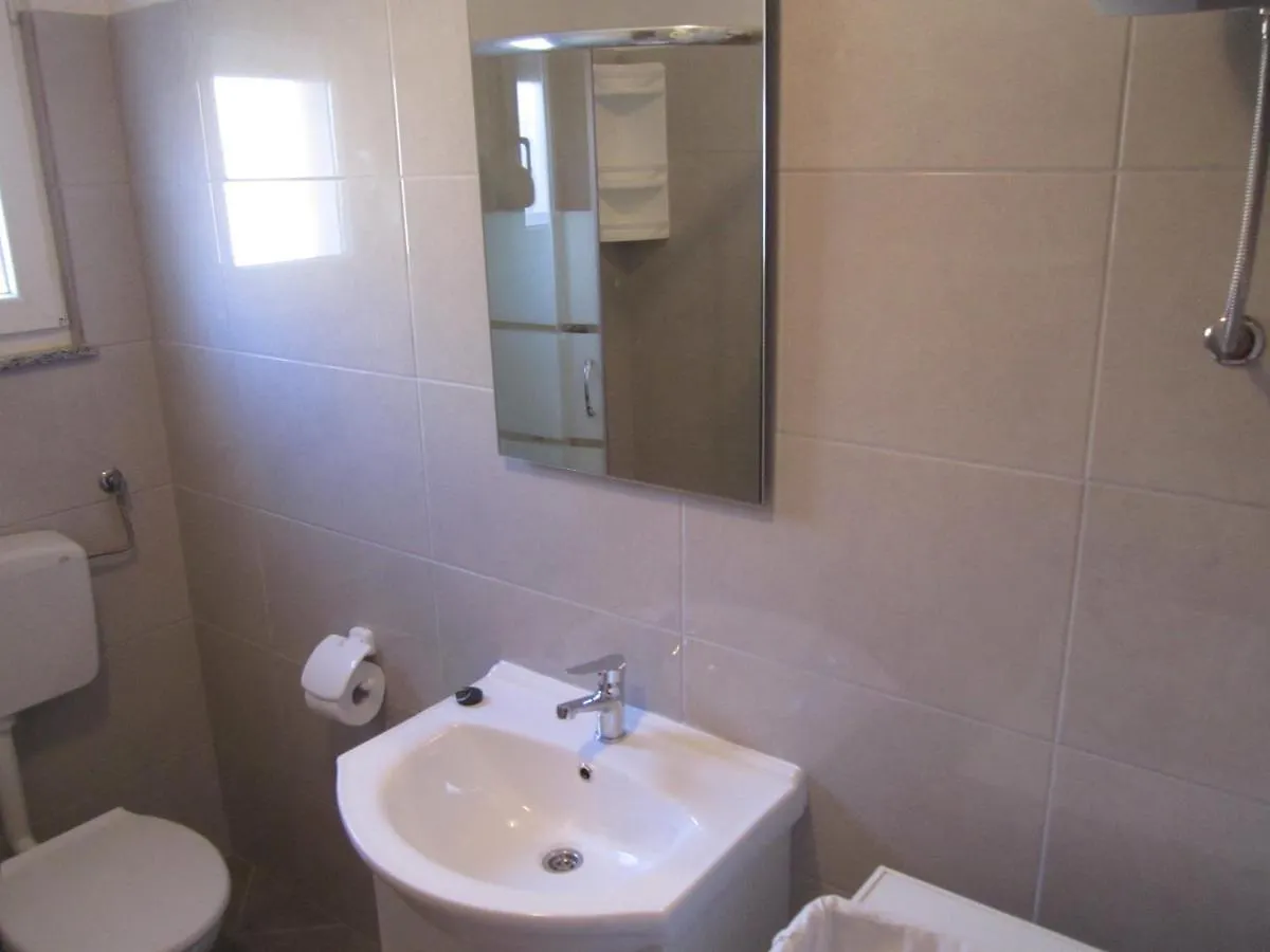 Apartment Maslenica 6573D Jasenice